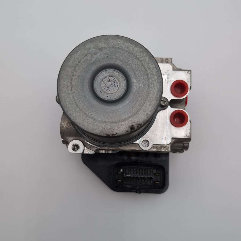 2018 2019 Infiniti Q50 3.0L ABS Anti Lock Brake Pump Control Unit 476604GU1A