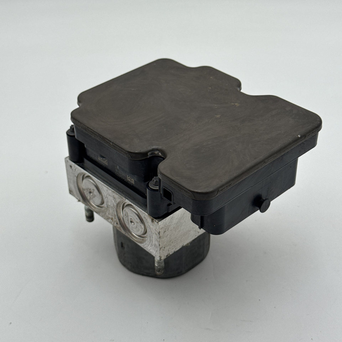 2019 Nissan Rogue 2.5L ABS Anti Lock Brake Pump Control Unit 476607FM3A