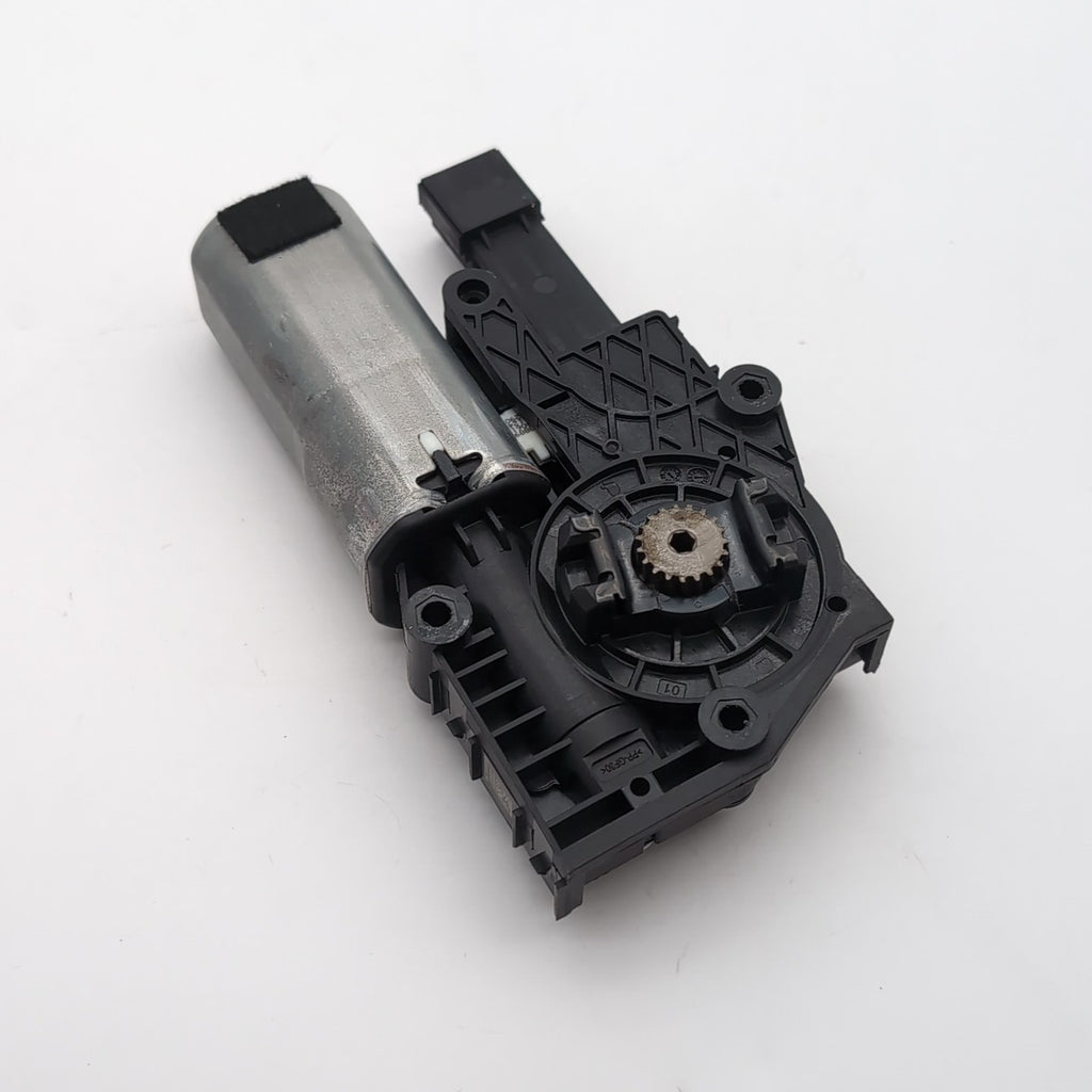 2023 2024 2025 BMW X1 U11 Panoramic Sunroof Power Window Glass Motor OEM 9854523