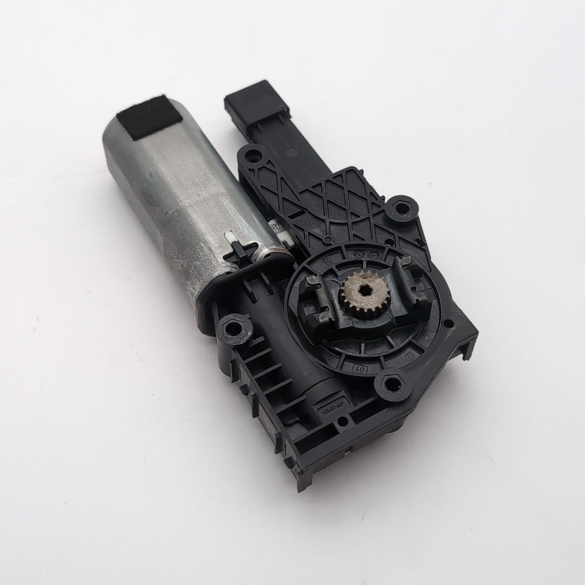 2023 2024 2025 BMW X1 U11 Panoramic Sunroof Power Window Glass Motor OEM 9854523