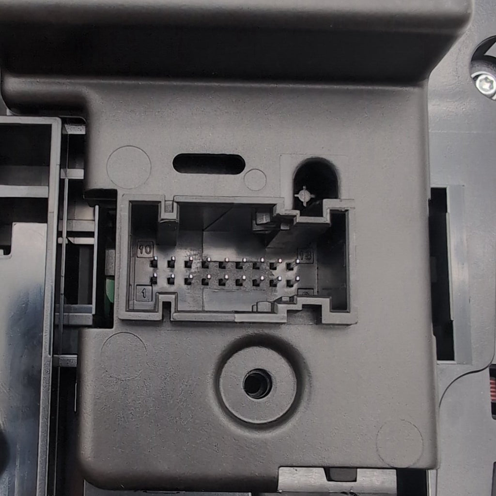 2023 - 2026 BMW X5 X6 X7 Crystal Gear Selector Shifter Panel 5A9CB19