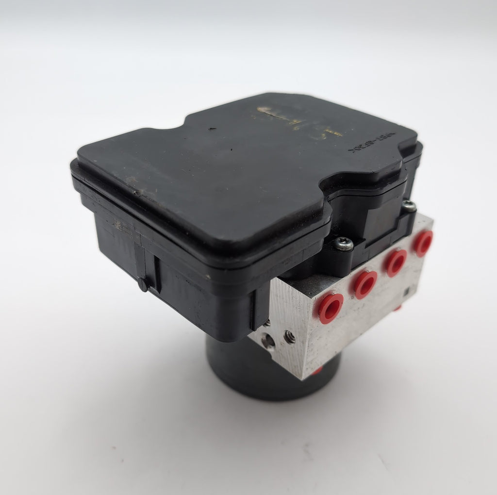 2023 Toyota Sienna 2.5L ABS Anti Lock Brake Pump Control Unit 44510-08111