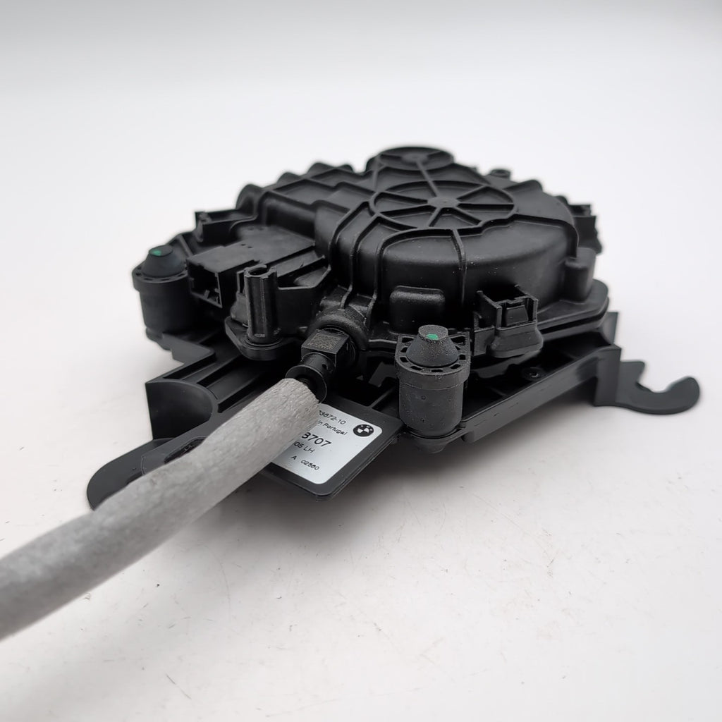 2023- 2026 BMW X5 G05 LEFT TAILGATE TRUNK LID LATCH LOCK ACTUATOR W/ MOTOR