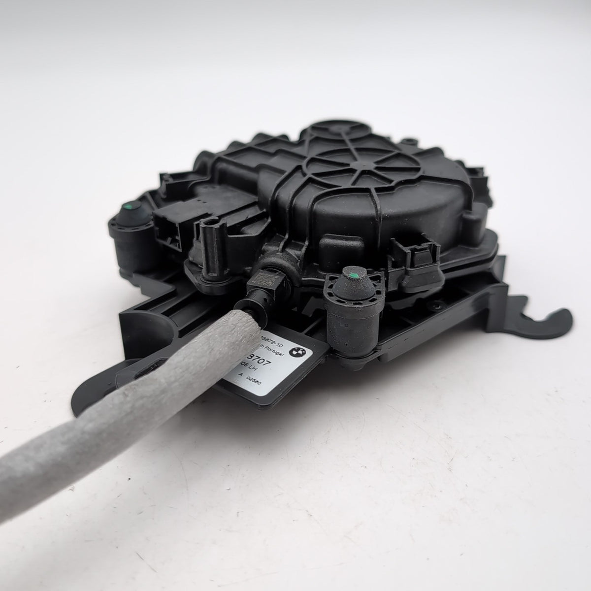 2023- 2026 BMW X5 G05 LEFT TAILGATE TRUNK LID LATCH LOCK ACTUATOR W/ MOTOR