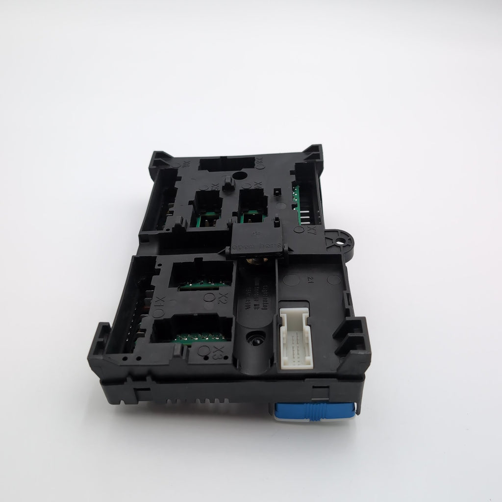 2019 - 2024 BMW 330i 430i G20 G22 G26 Rear Power Distribution Fuse Box 5A0E7D1