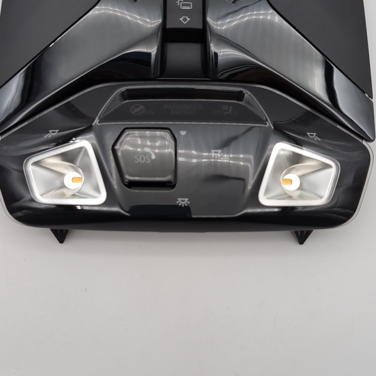 2024 2025 BMW X2 U10 Front Overhead Dome Light Sunroof Switch 5B68490 CAMERA