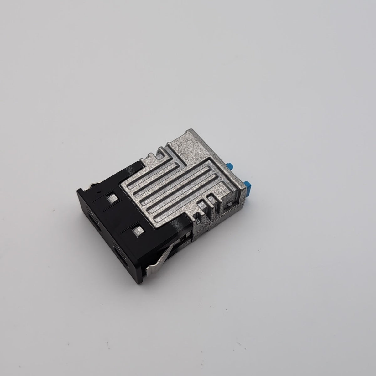 2019 - 2023 BMW F46 G80 G82 G11 G12 X1 X3 X4 Dual USB Port Bush Socket 8711938