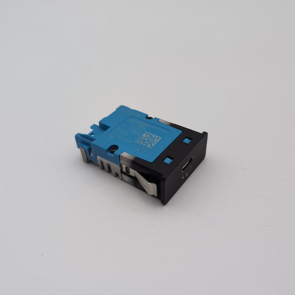 2024 2025 2026 BMW XM X5 X6 X7 Single Usb Port Charging Socket 5B51C71