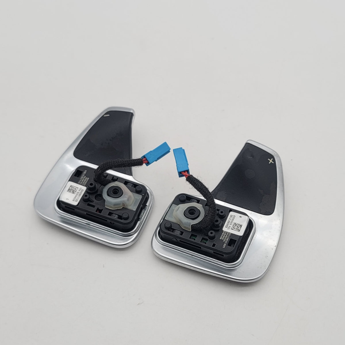 2014- 2016 BMW 428i Steering Wheel Paddle Shifter Set Up Down 62563402 62563403