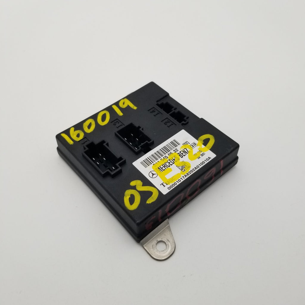 03-11 Mercedes W211 E350 E500 CLS500 Body Control Module Unit BCM BCU 2115450532