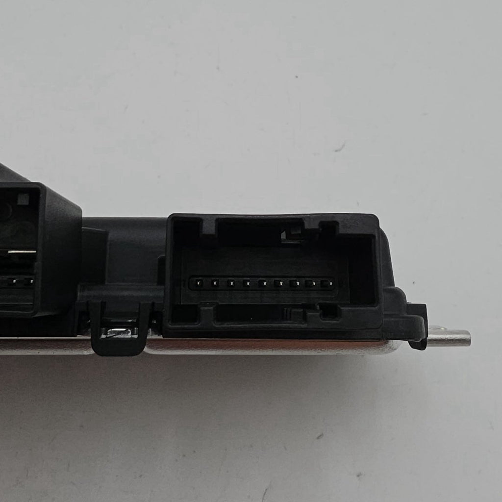 2024 2025 2026 BMW XM X5 G09 G60 Fuel Pump Control Module 5B36DE1