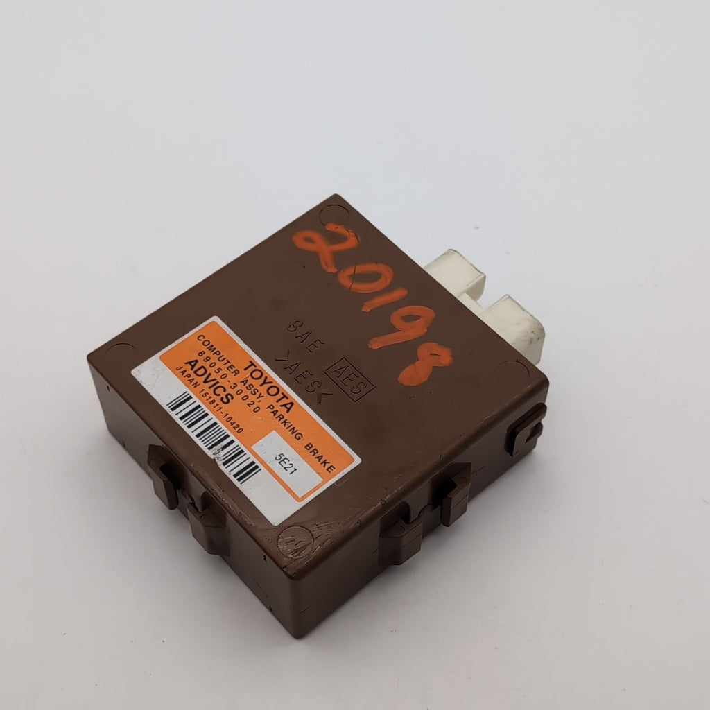 2013 2014 2015 LEXUS GS450h PARKING BRAKE CONTROL MODULE 89050-30020