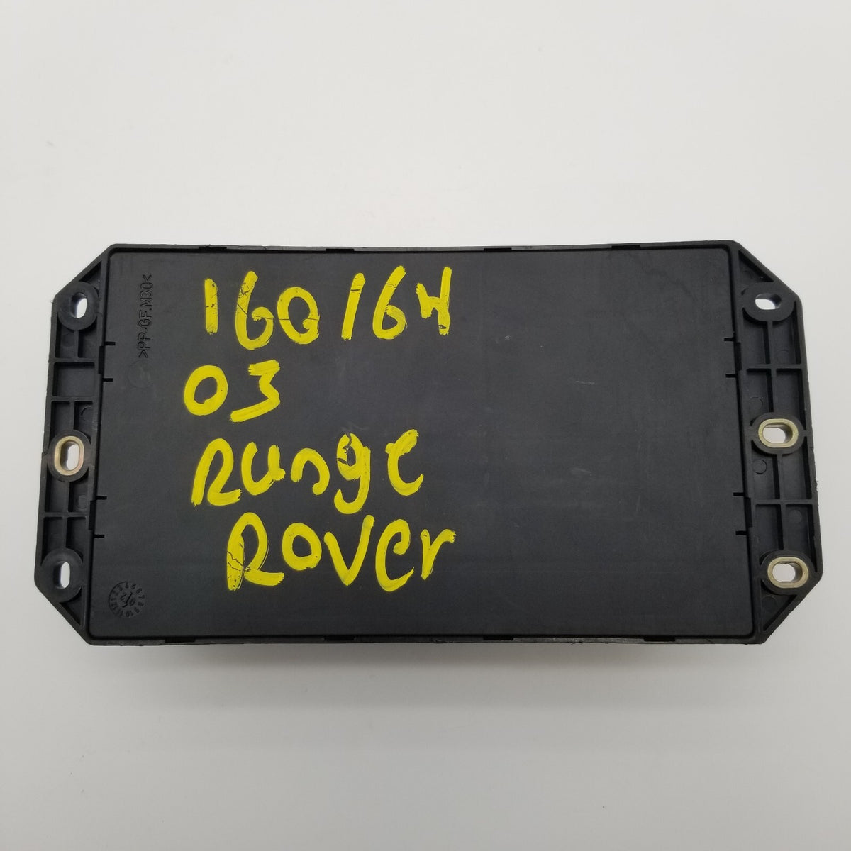 2003 2004 2005 2006 Range Rover Trunk Relay Fuse Box Rear Mounted YQE000350 OEM
