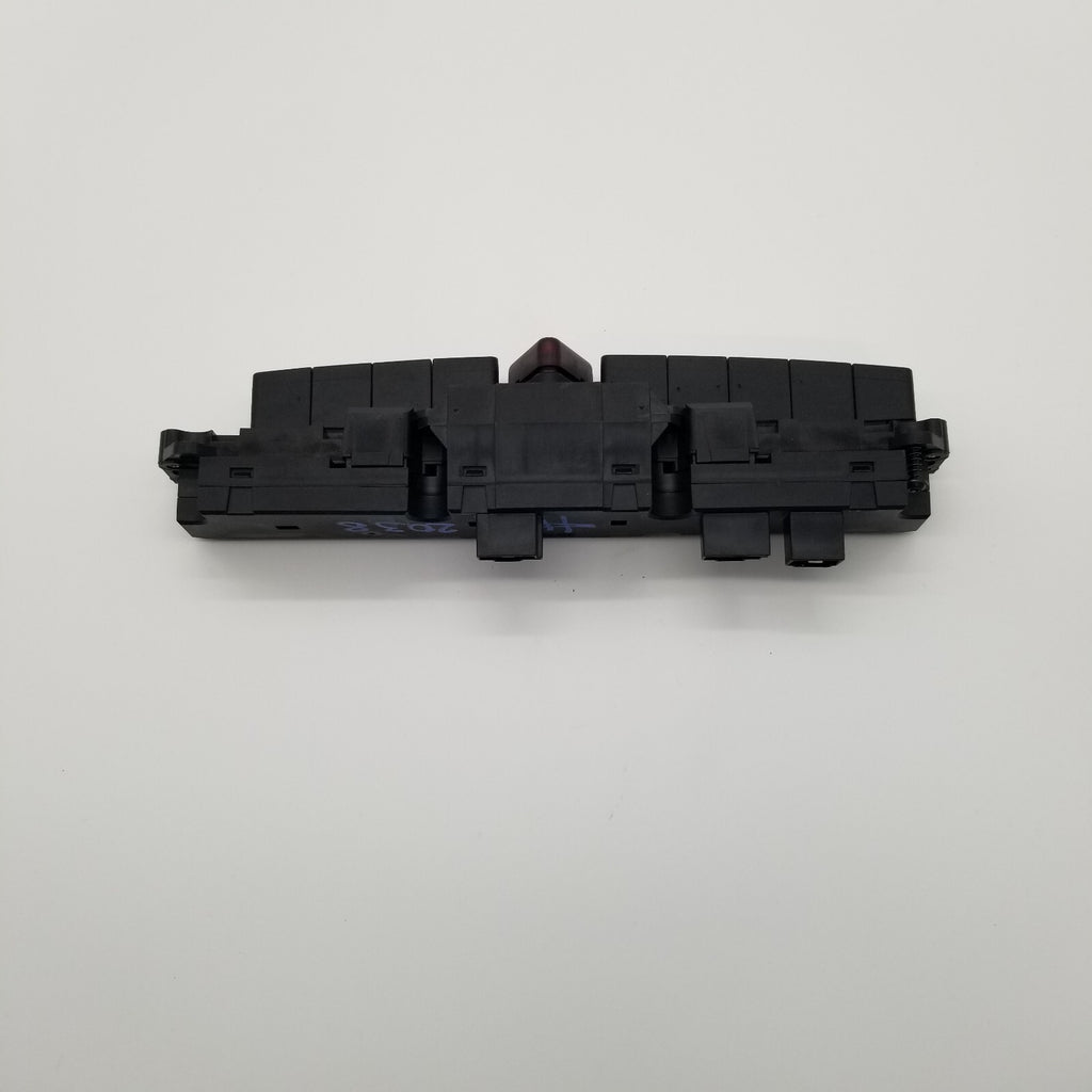 2003- 2006 Mercedes W215 CL55 CL500 Center Dash Hazard ESP Lock Control Switch