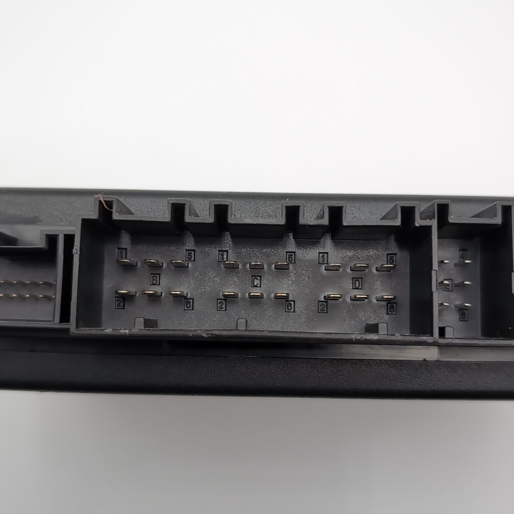 2003- 2006 Porsche Cayenne 955 Front Left Driver Seat Computer Control Module