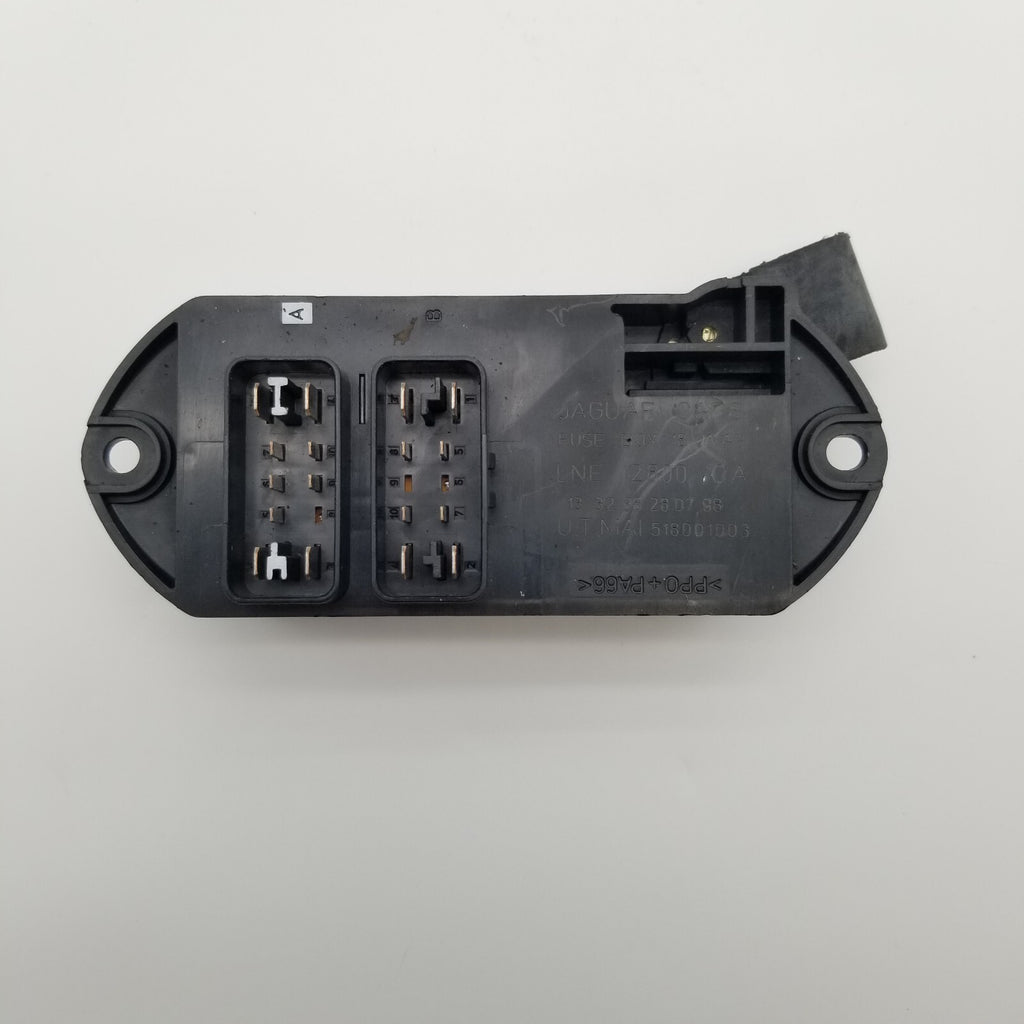 1998 1999 Jaguar XJ8 SV8 VDP X308 Heelboard Relay Fuse Box 18 Way LNE2800CA OEM