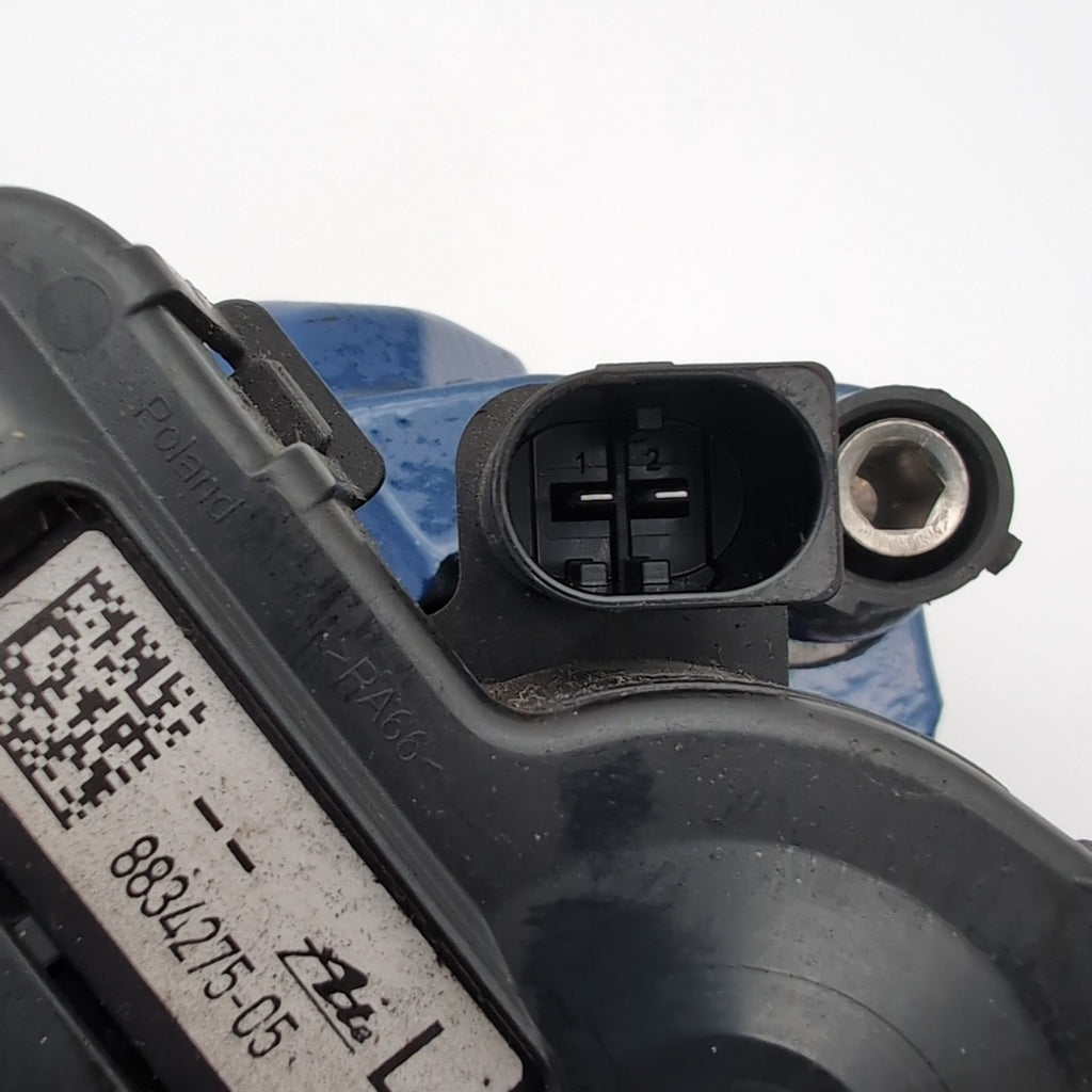 2025 BMW 550E Rear Left Brake Caliper Blue OEM 8834275