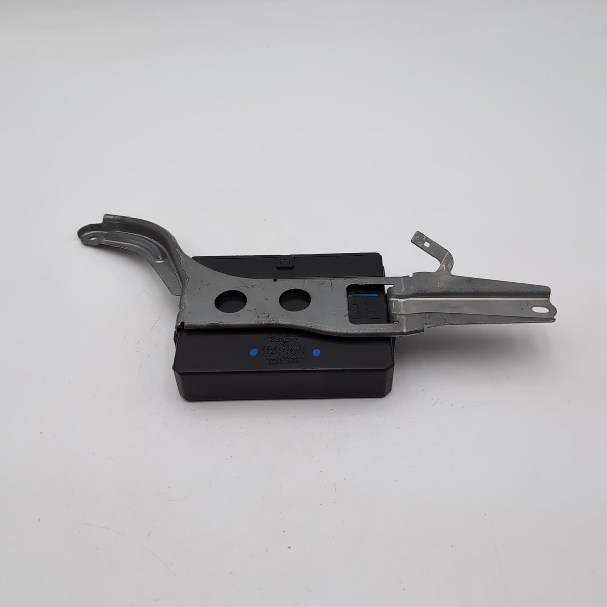 2010 2011 2012 Lexus LS460 Front Right Door Multiplex Control Module 89223-50330