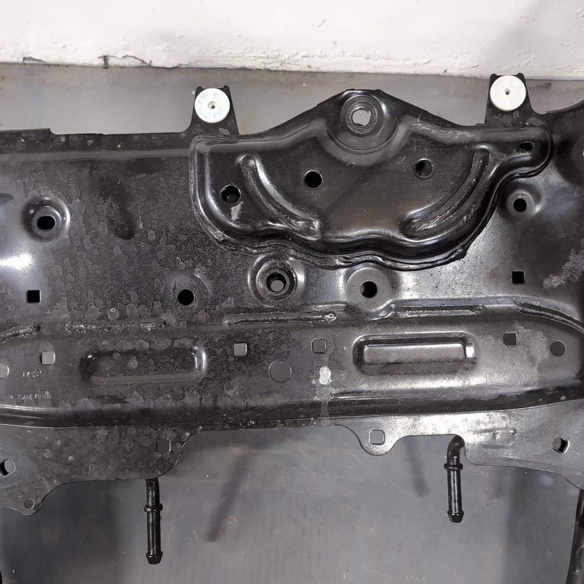 2023 2024 2025 BMW X1 U11 Front Subframe Chassis Cross Member Support 8836336