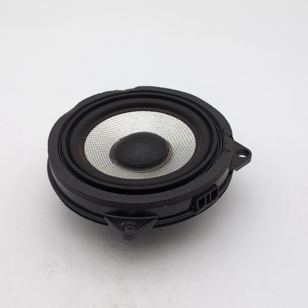 2022 - 2025 BMW i7 XM Bowers Wilkins Alev 4 High End Mid Range Speaker 5A12120