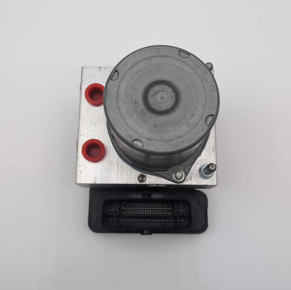 2018 2019 2020 Toyota Camry ABS Anti Lock Brake Pump Control Unit 44540-06290