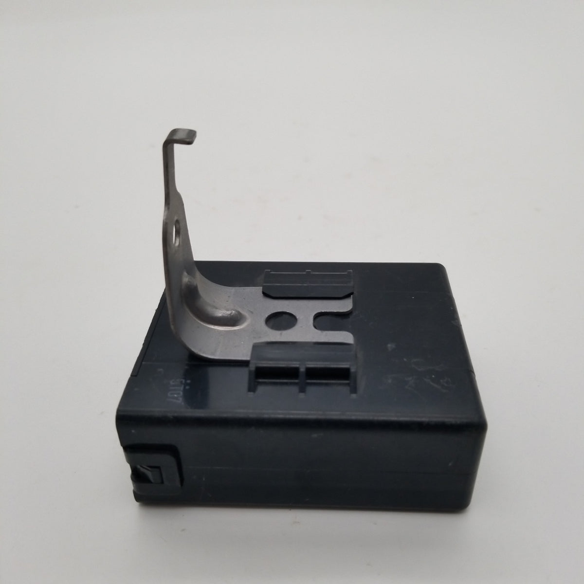 2015 2016 2017 Toyota Camry Vehicle Approaching Alert Sound Module 86572-33060