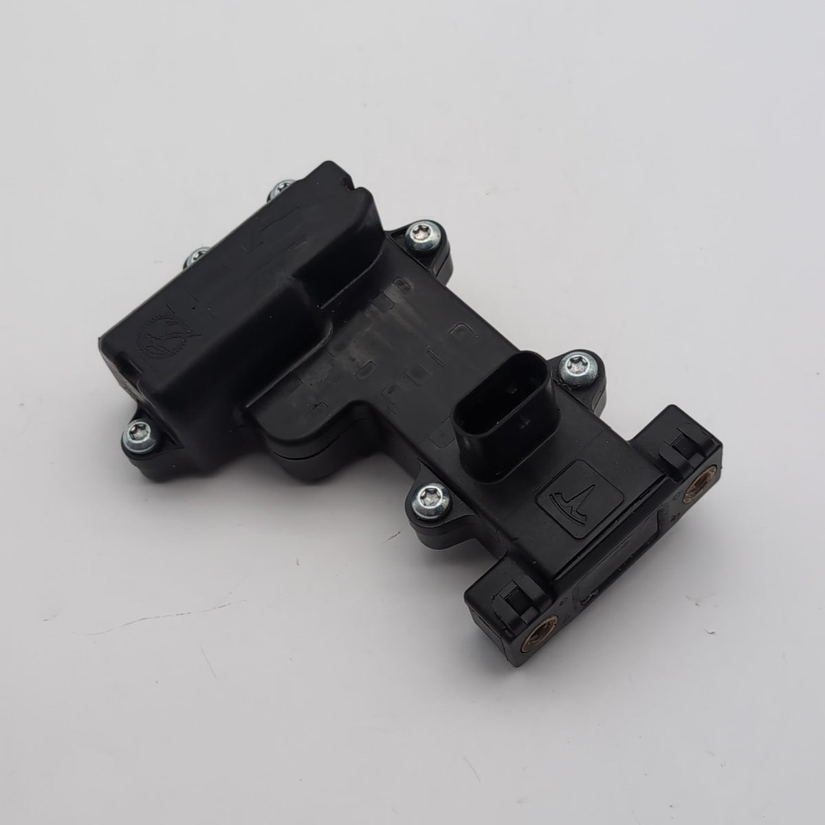 2016- 2020 Tesla Model X Front Left Door Control Unit Module 1045353-00-B OEM