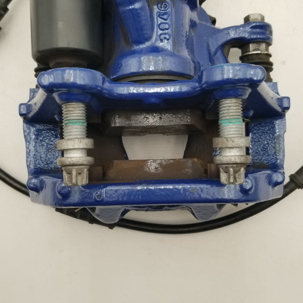 2023 2024 BMW X1 U11 M35i M-SPORT LEFT REAR BRAKE CALIPER BLUE W/ ACTUATOR OEM