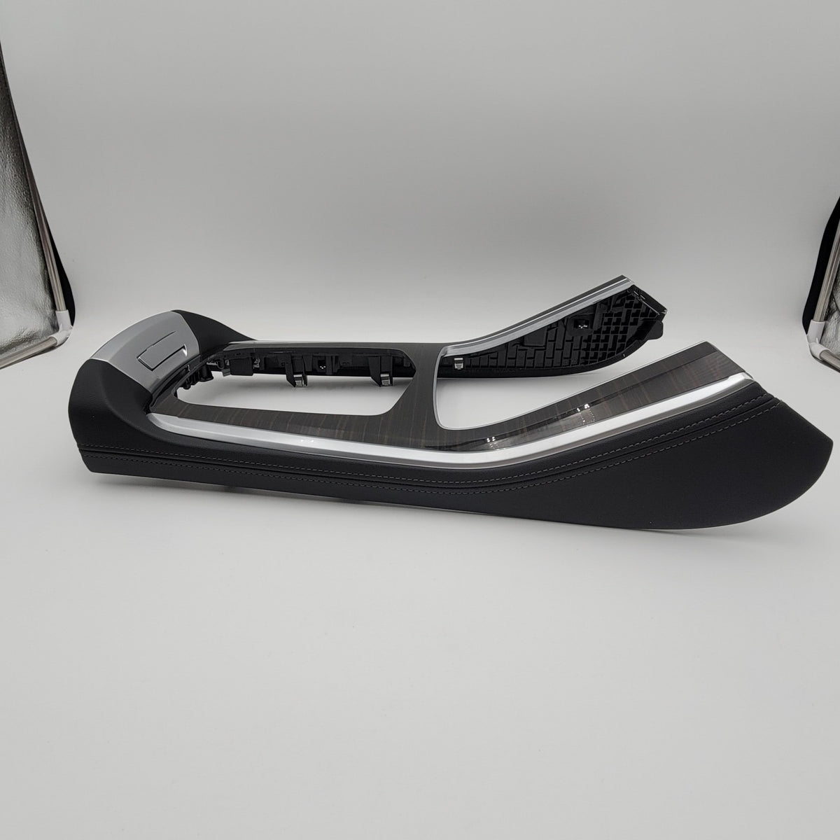 2022 2023 2024 BMW X5 G05 Center Console Bezel Trim Finish Panel Black Leather