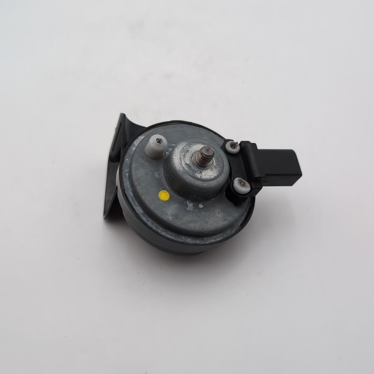 2022 2023 2024 2025 BMW i7 G70 LOW TONE SIGNAL HORN CLARTON OEM 7011169