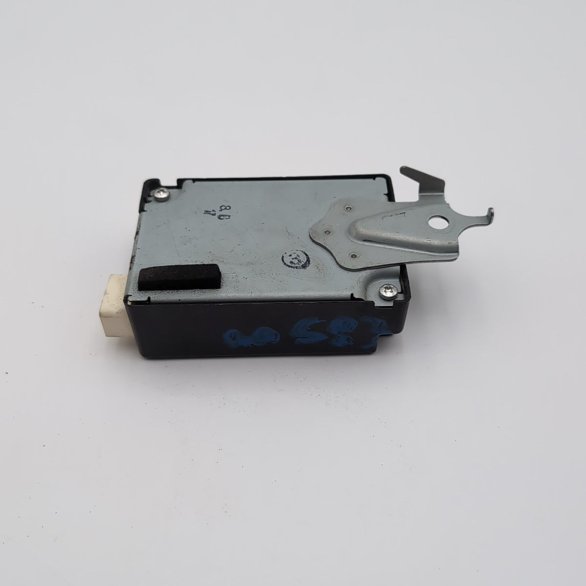 2018 2019 Toyota Camry Keyless Ignition TPMS Receiver Control Module 897B0-06110