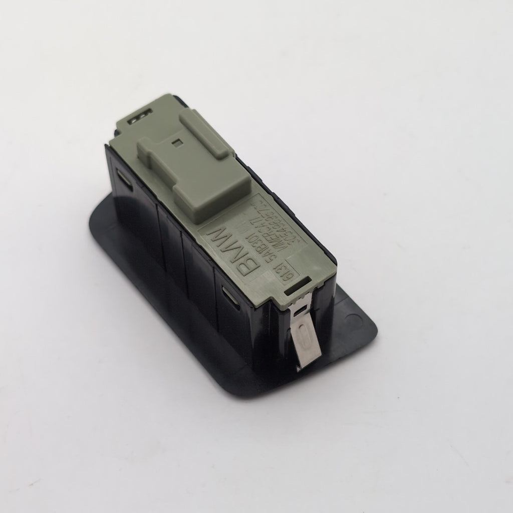 2021 - 2026 BMW 540i 530i i5 G60 M5 X1 X2 X3 Trunk Lid Tailgate Switch Button