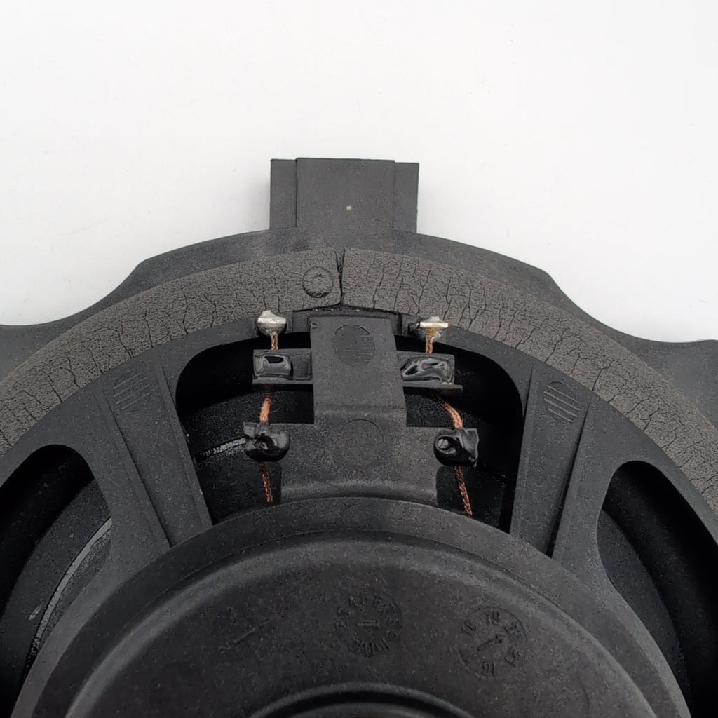 2014 - 2021 BMW i3 i3s I01 Front Left Right Woofer Speaker OEM 8715684
