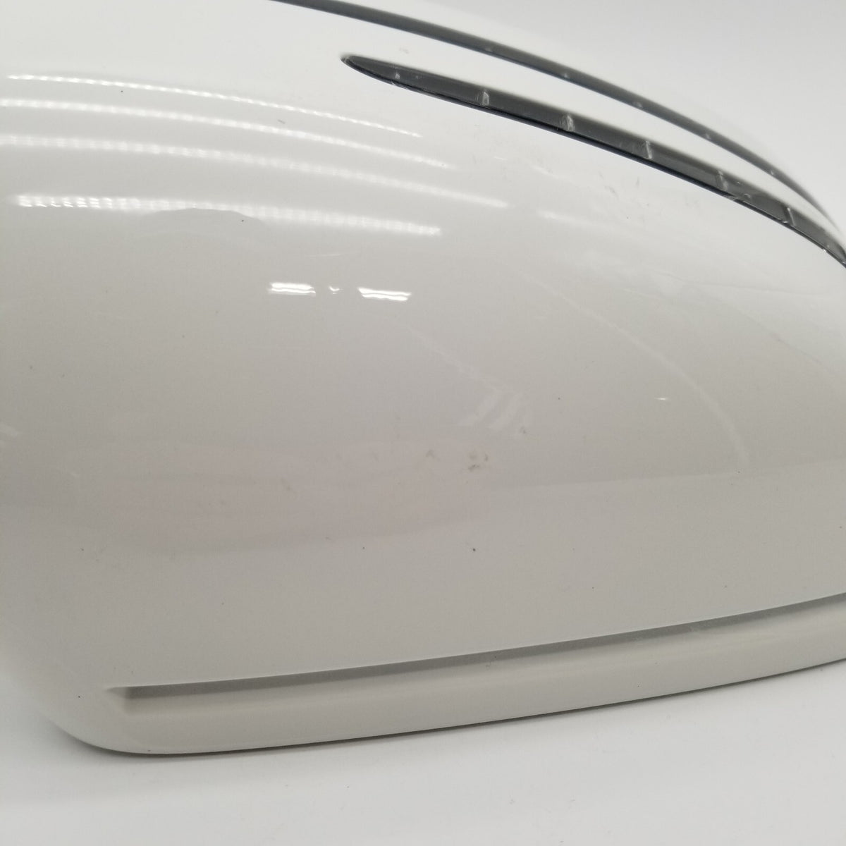 2013- 2018 MERCEDES BENZ W463 G63 AMG MIRROR COVER CAP RH PASSENGER WHITE