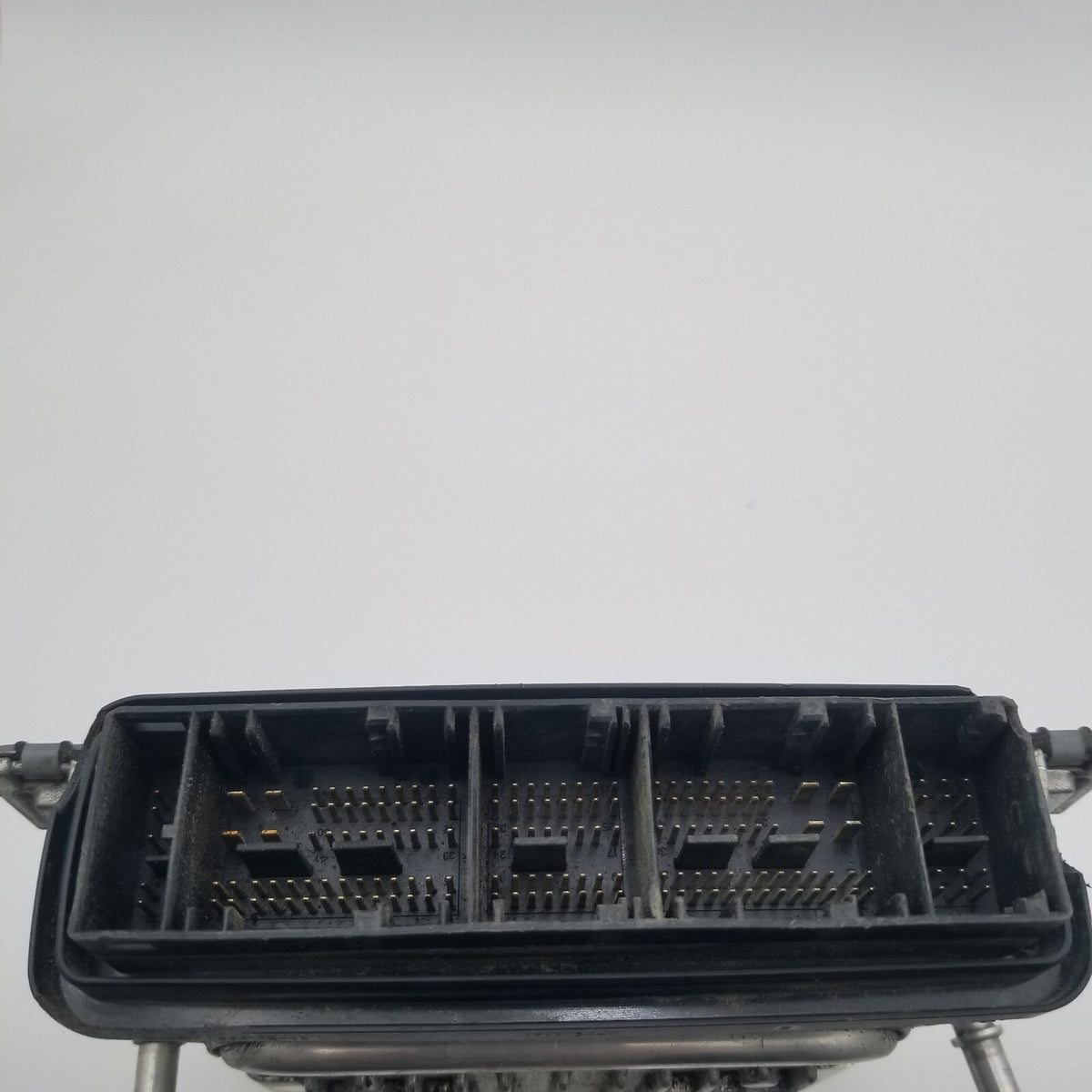 2011 2012 BMW F04 750i ActiveHybrid ECU Engine Computer Module
