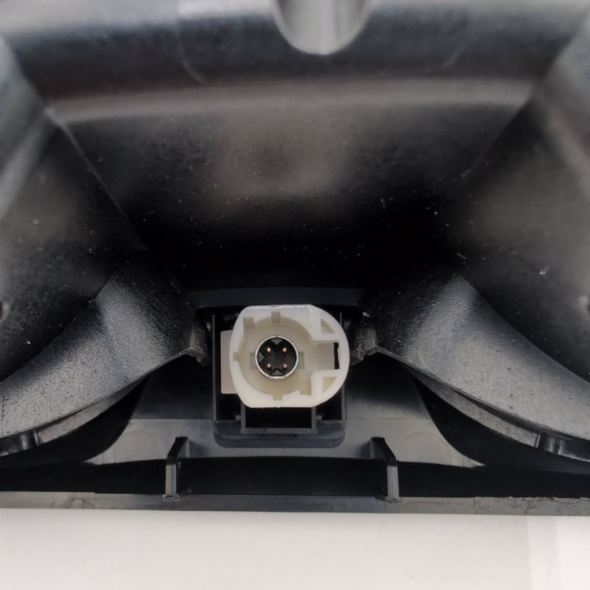 2019 - 2026 BMW G20 G22 G23 G26 G80 G83 M3 M4 Center Console Cup Holder 6809803