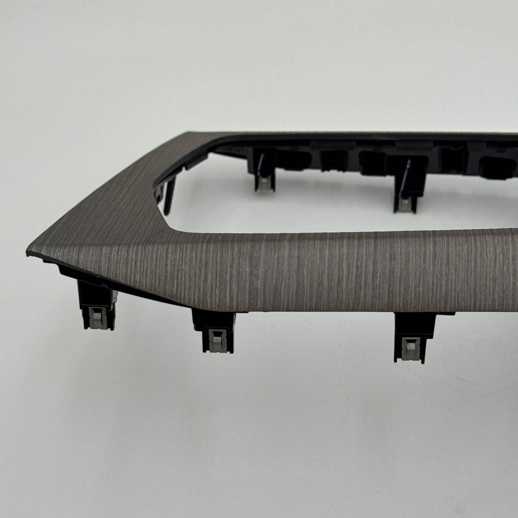 2024 - 2026 BMW 330i G20 G22 G26 Center Console Fineline Open Pore Wood Trim