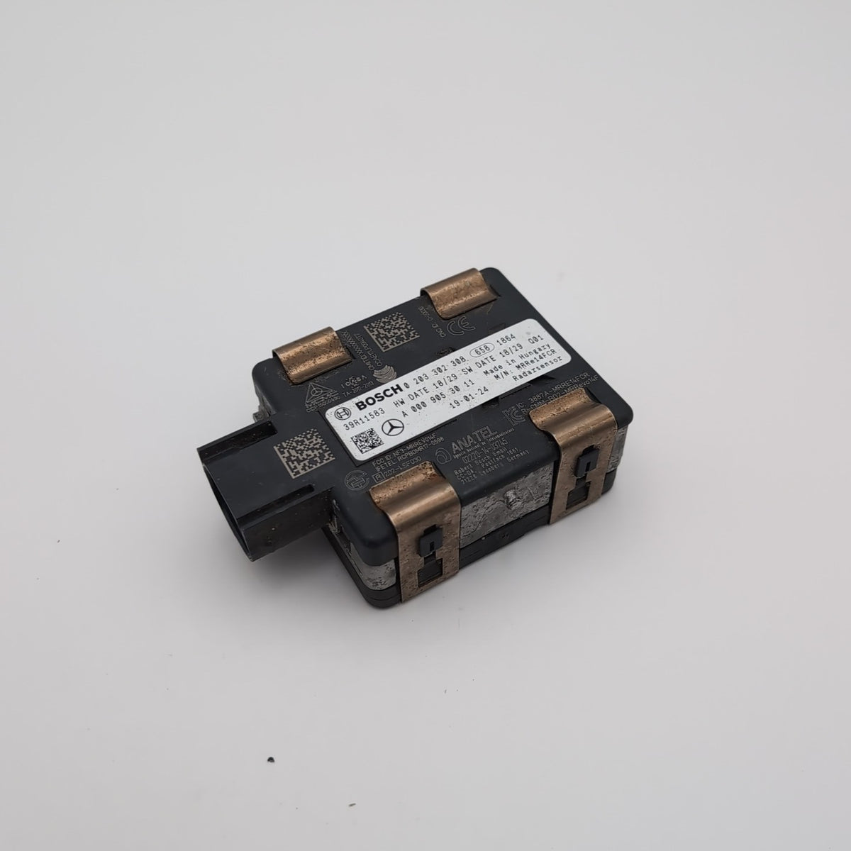 2019 - 2024 Mercedes A C CLA GLA GLE Cruise Distance Radar Sensor OEM A0009053011