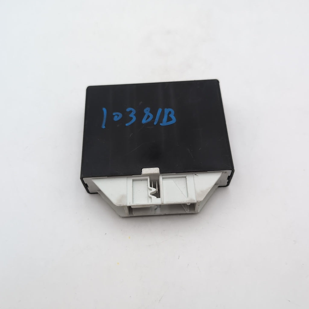 2015 2016 2017 BMW 740I PDC USS Park Assist Control Module 6819571