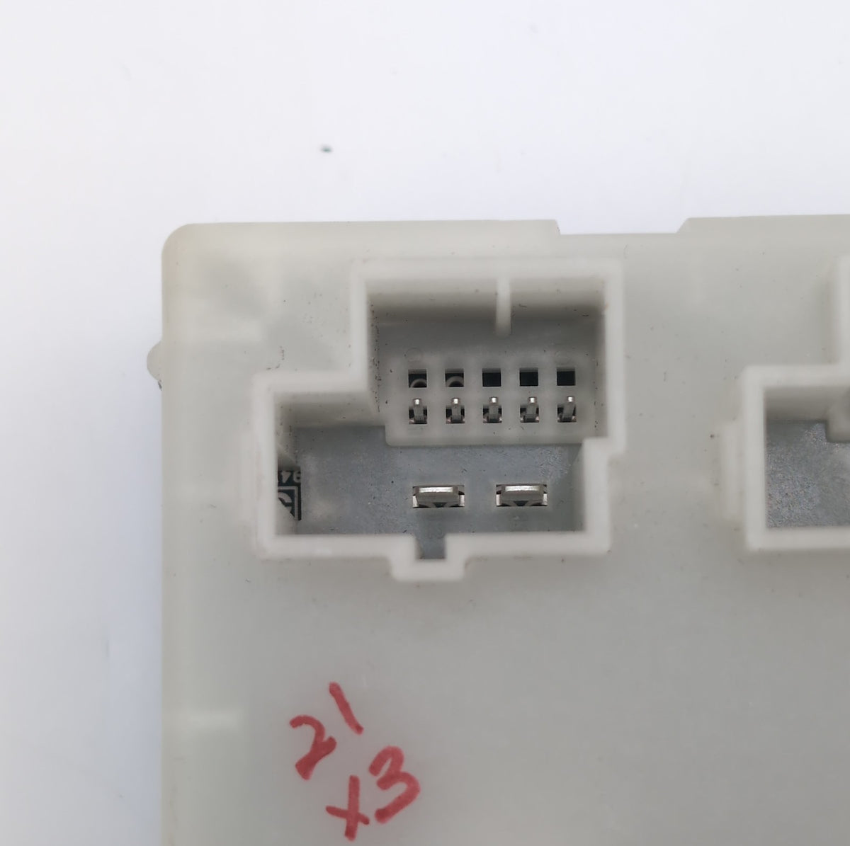 2021 - 2026 BMW G20 G30 M3 X3 X6 X6M Rear Liftgate Trunk Lid Control Module