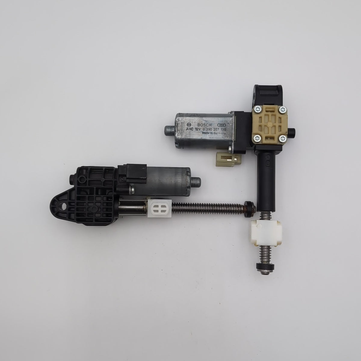 2024 2025 BMW IX I20 ELECTRIC STEERING COLUMN MOTORS PAIR 0390207130 0390207131