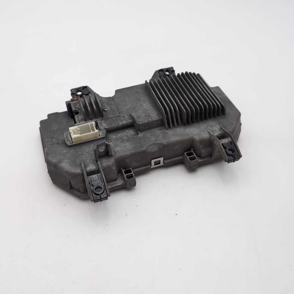 2006 BMW 750i 750Li Rear Compartment Monitor Control Module 6967630