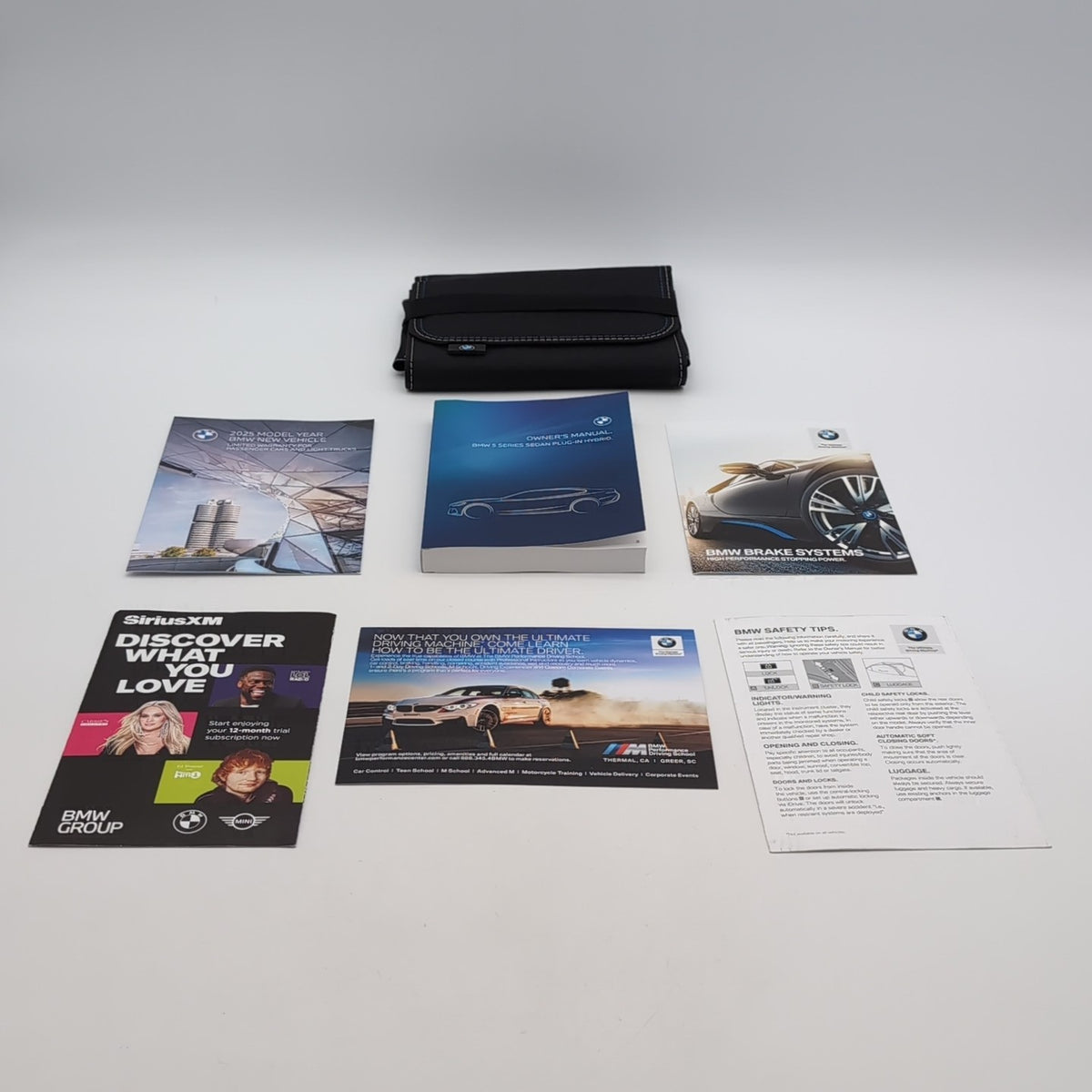 2025 BMW 5 SERIES 540ix OWNERS MANUAL BOOK GUIDE