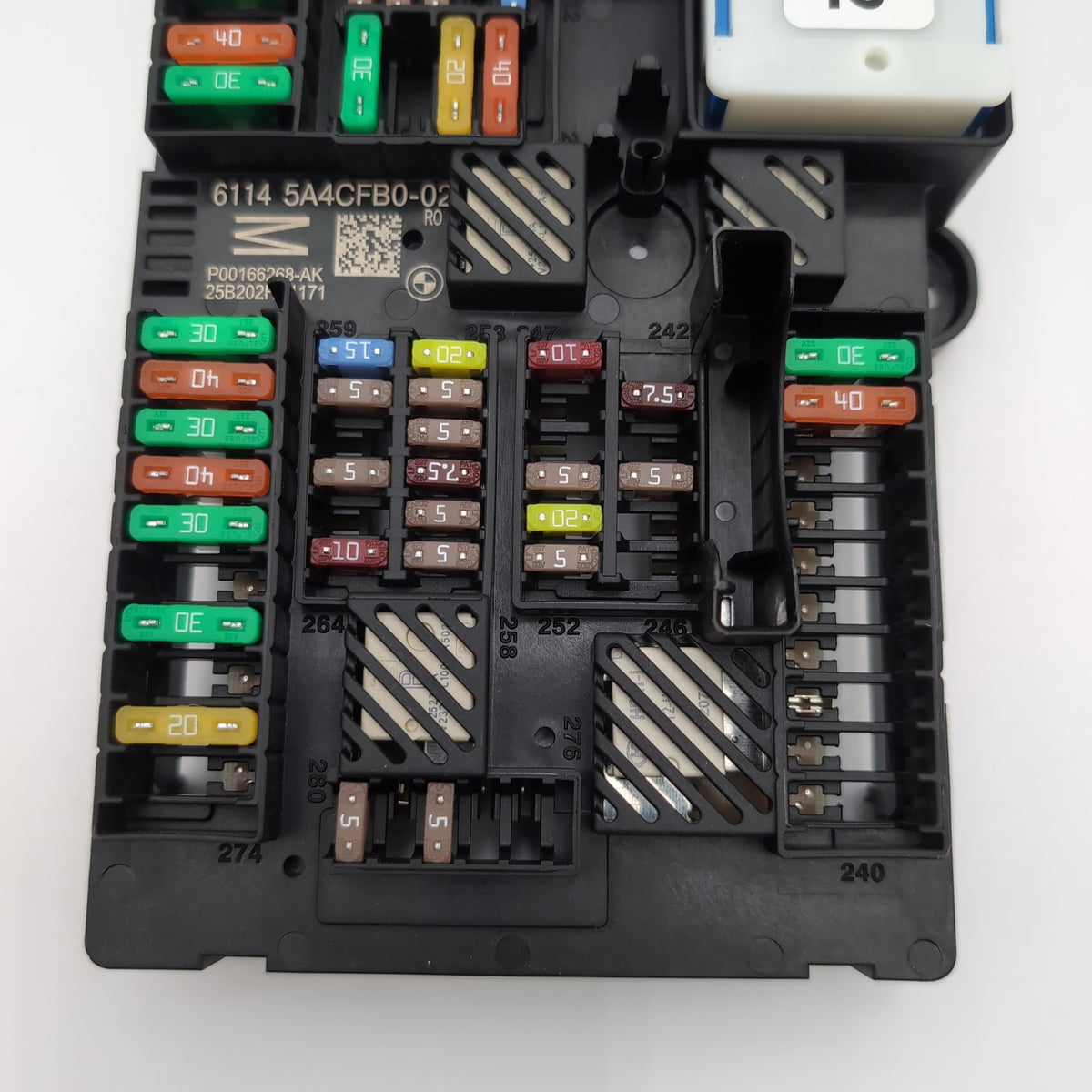 2022 - 2026 BMW 330i G20 G42 Rear Power Distribution Fuse Box 5A4CFB0