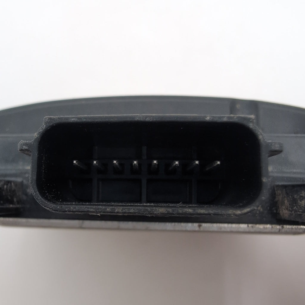 2016 - 2020 Nissan Rogue Rear Left Blind Spot Radar Sensor 284K16FL0A