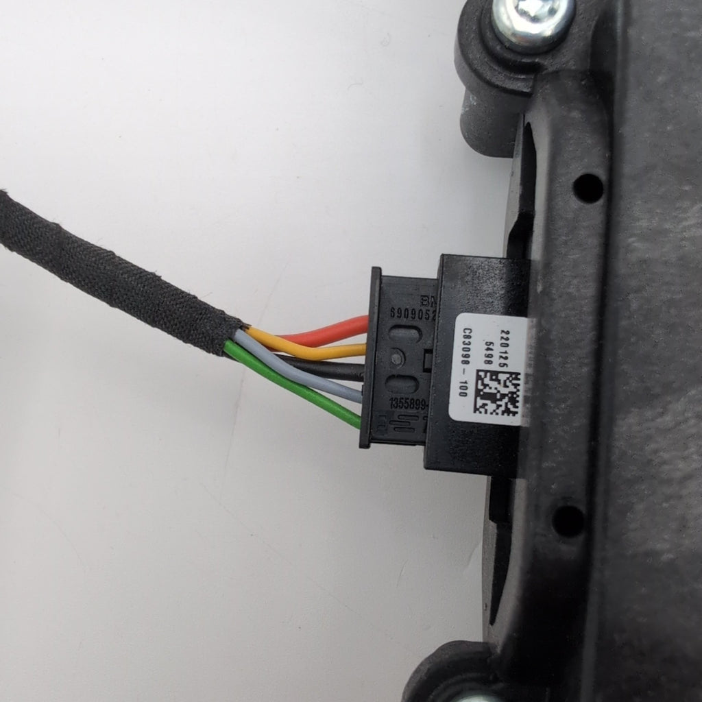 2019 - 2025 BMW 430i M440i G26 Trunk Lid Latch Actuator Assembly 9463391 7430626