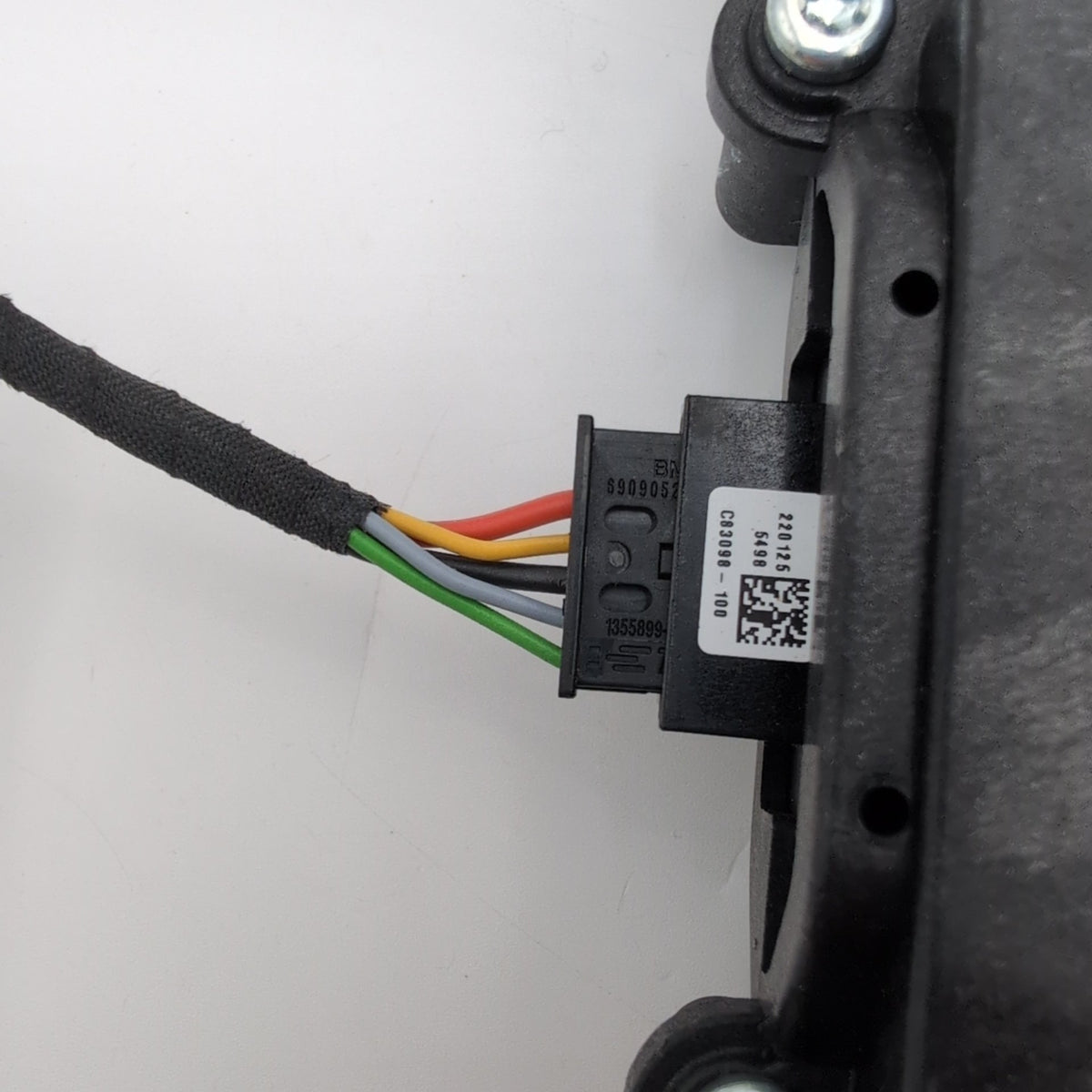 2019 - 2025 BMW 430i M440i G26 Trunk Lid Latch Actuator Assembly 9463391 7430626