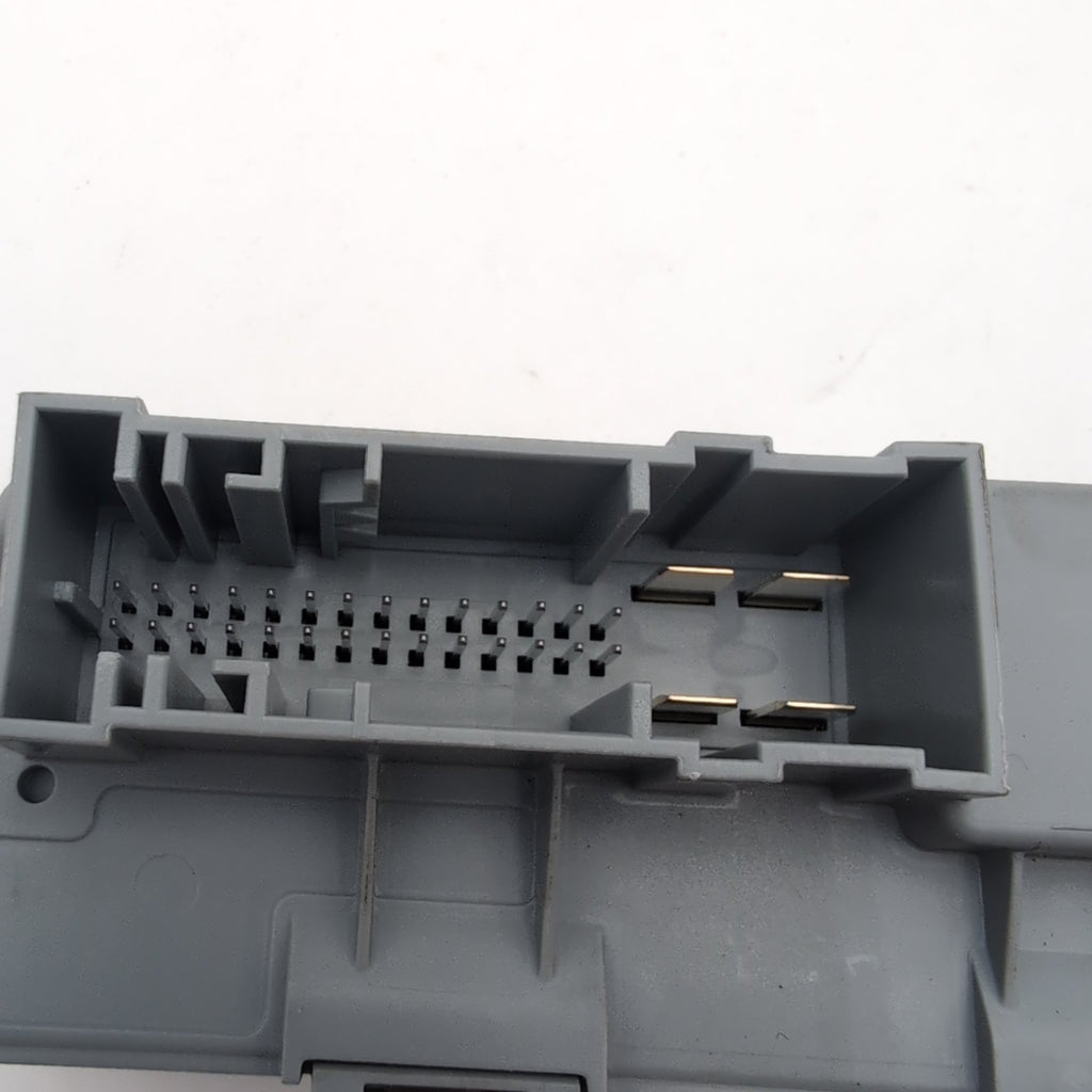 2022 - 2026 BMW F74 X1 X2 Mini Cooper Countryman Power Distribution LIN Module