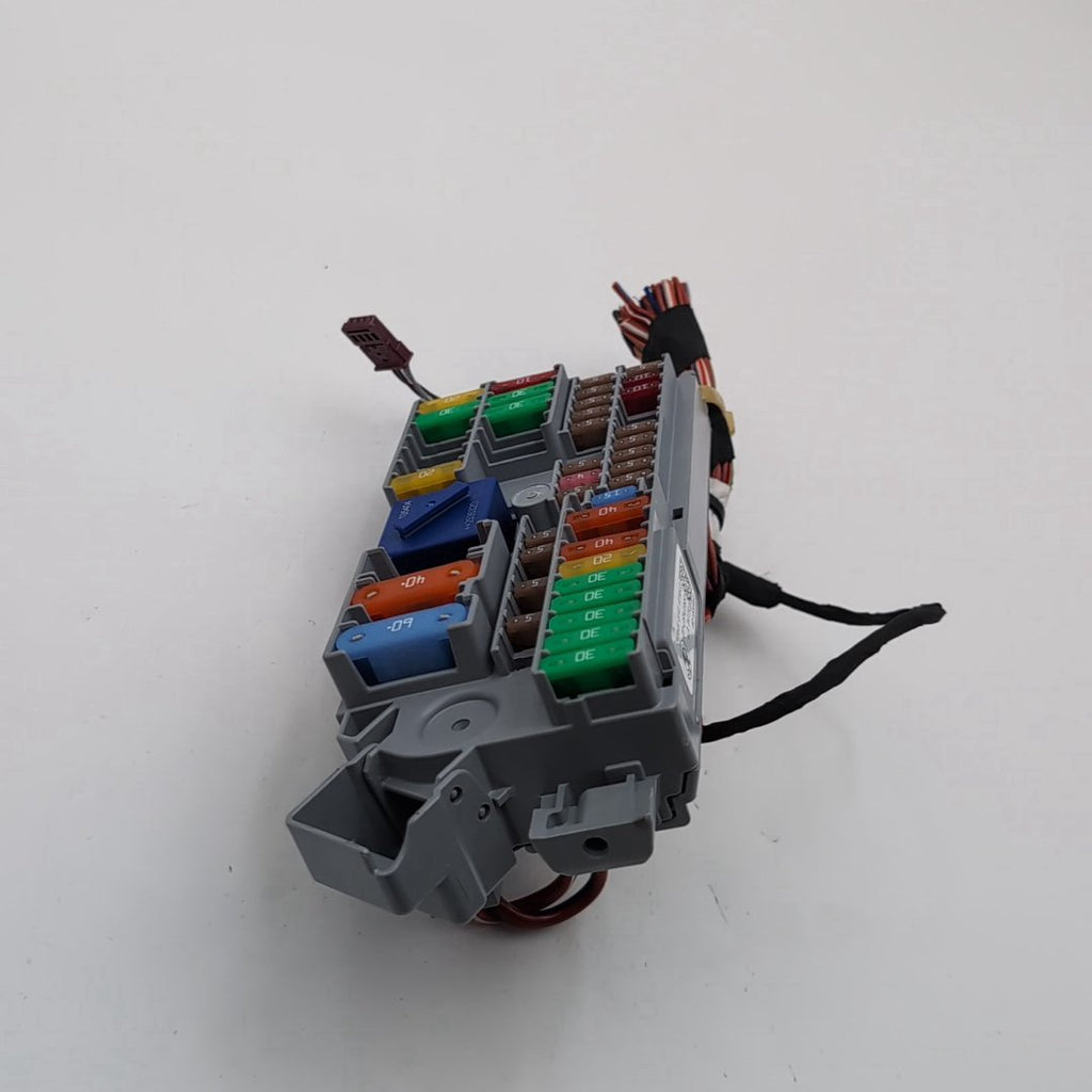 2021 - 2026 BMW 330 X5 X6 X7 XM G20 G42 G87 M3 Front Power Distribution Fuse Box