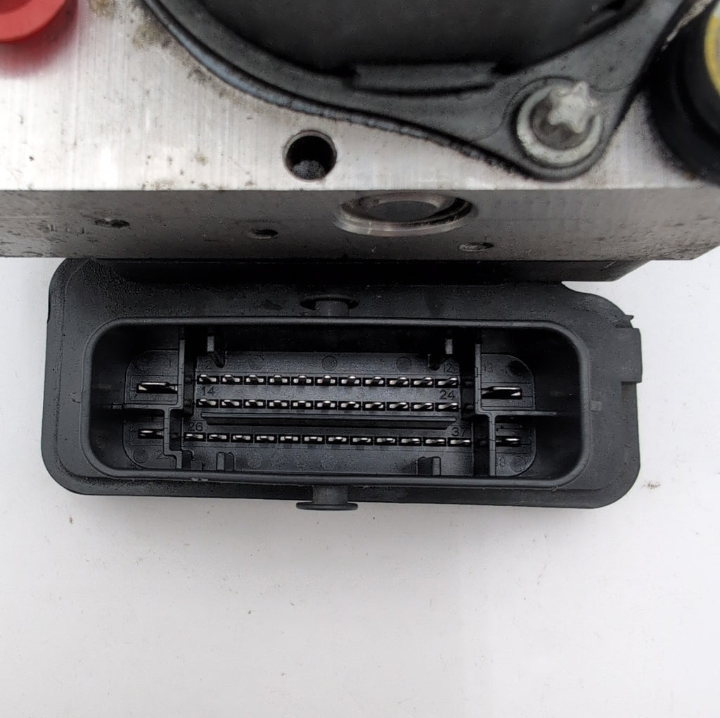 2014 Nissan Rogue 2.5L ABS Anti Lock Brake Pump Control Unit 476604BA0A